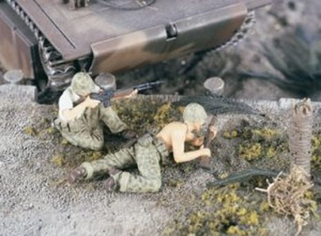 MARINES WW2 2 Figurines  1/35
