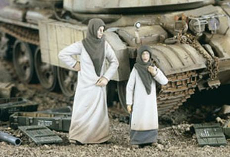 FEMME ET FILLE ARABES    1/35