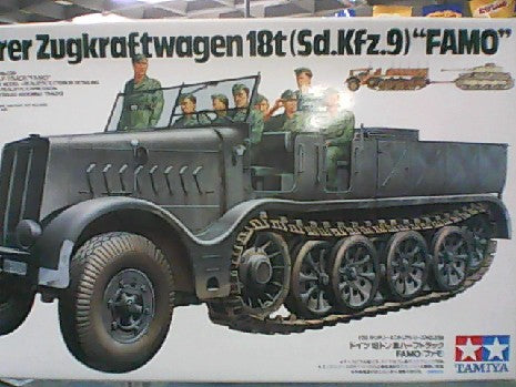 SCHWERER ZUGKRAFTWAGEN 18T FAMO 1/35