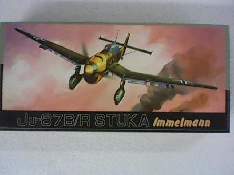 JU-87B/R STUKA IMMELMANN 1/72