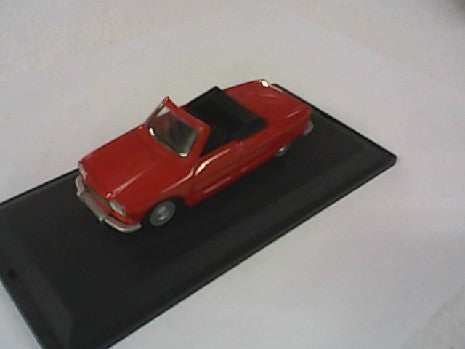 CITROEN AMI 8 CAB OUVERT 1/43 ROUGE