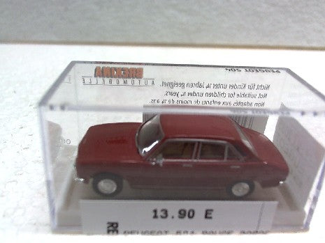 PEUGEOT 504 ROUGE BORDEAUX HO
