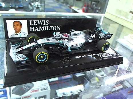 MERCEDES AMG PETRONAS MOTORSPORT 2019 1/43