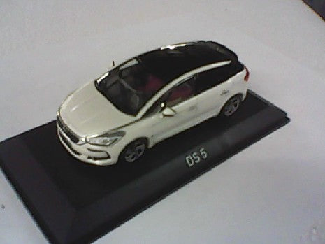 CITROEN DS5 2015 BLANC NACRE 1/43
