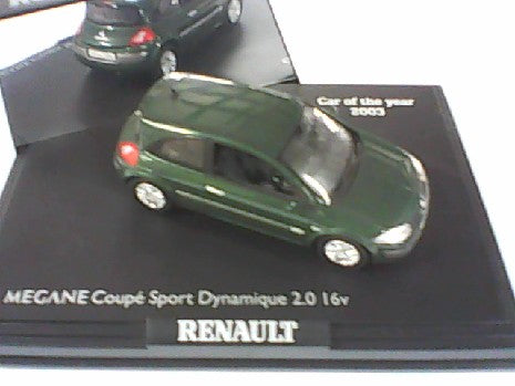 RENAULT MEGANE VERT
