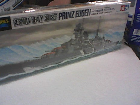 CROISEUR PRINZ eugen 1/700