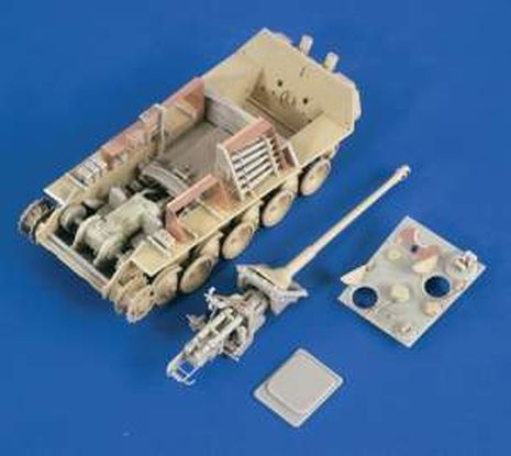 INTERIEUR JAGDPANTHER    1/35