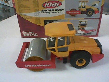 ROULEAU DYNAPAC CA512 1/35