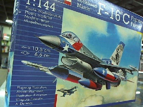 F-16C Fighting Falcon 1:144