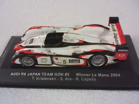 AUDI R8 VAINQUEUR LE MANS 2004