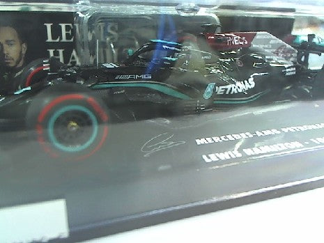 MERCEDES-AMG PETRONAS ET HAMILTON POLE SPANISH GP 2021