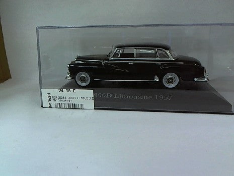 MERCEDES 300D LIMOUSINE 1957 1/43