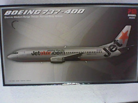 BOEING 737 1/144