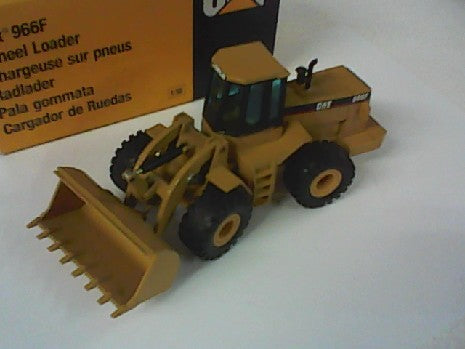 CHARGEUR CATERPILLAR 966 D