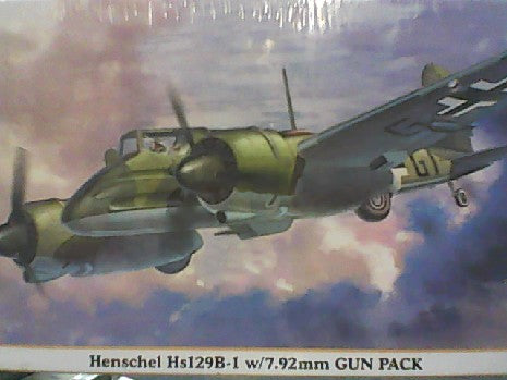 HS129B W/7.92MM GUN PACK 1/48