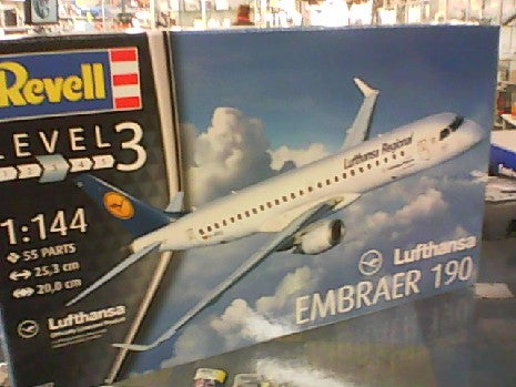EMBRAER 190 LUFTHANSA 1/144