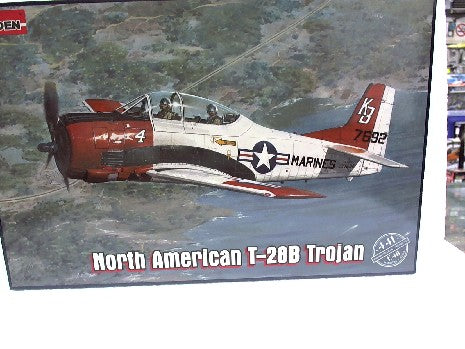 NORTH AMERICAN T-28B TROJAN 1/48