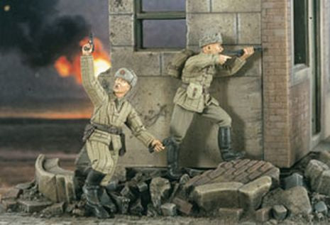 CHARGE DE L ARMEE ROUGE  1/35