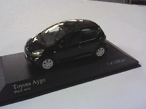 TOYOTA AYGO 2005 NOIR 1/43