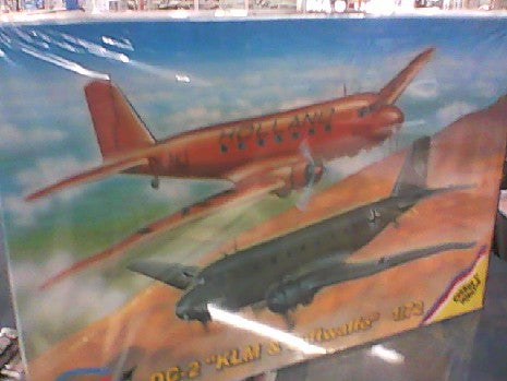 Maquette DC2 KLM/LUFTWAFFE - Modèle 1/72 à assembler