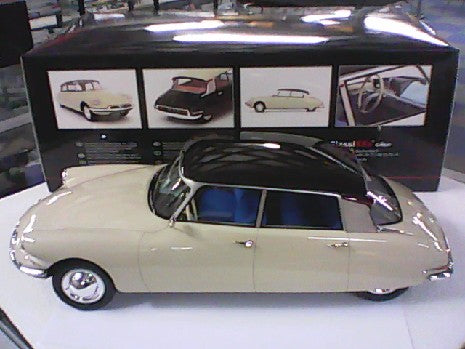 CITROEN DS19 TYPE 1 1955 CREME TOIT NOIR 1/12