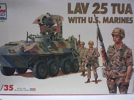 LAV 25 TUA AVEC US MARINES 1/35