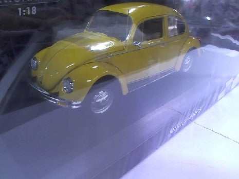 VOLKSWAGEN 1200 JAUNE 1983 - Miniature 1/18 de Collection