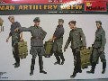 EQUIPE D ARTILLEURS ARMEE ALLEMANDE CAISSES ET MINITIONS 1/35