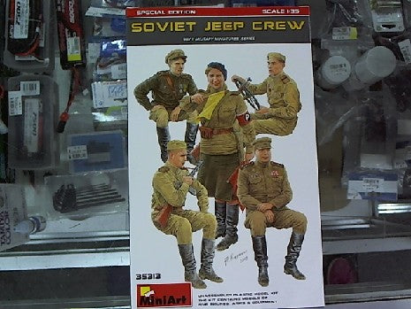 SOVIET JEEP CREW 1/35