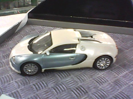 BUGATTI VEYRON 2009 1/43