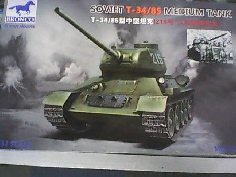 SOVIET T-34/85 MEDIUM TANK 1/32