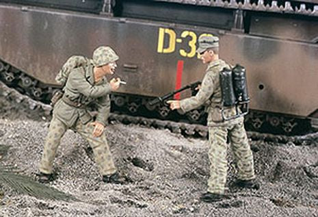 TU AS DU FEU LE MARINE ? 1/35