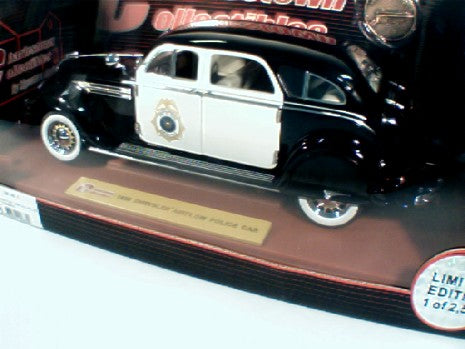 CHRYSLER AIRFLOW POLICE 1/18