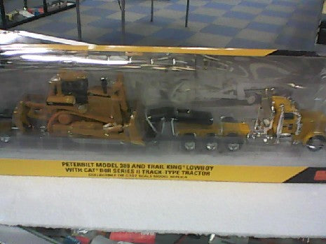 PETERBILT MOD.389+CAT D8R /50