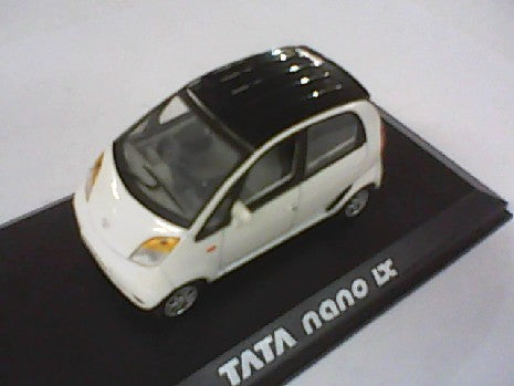 TATA NANO 2009 - WHITE 1/43