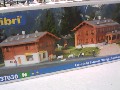 SET DE 2 MAISONS CHALETS N