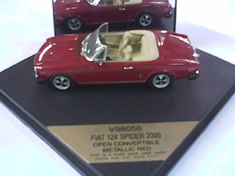 FIAT 2000 SPIDER OPEN ROUGE 1/43