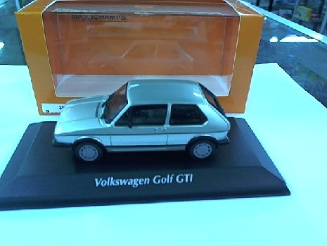Volkswagen Golf GTI Miniature 1/43 - Modèle Maxichamps