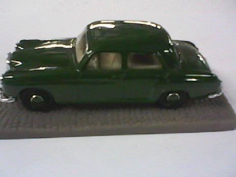 MERCEDES 219 BERLINE VERTE 1/43