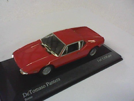DETOMASO PANTERA 1972 ROUGE 1/43
