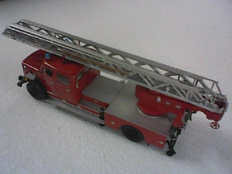 MERCEDES L 322 DL30 POMPIER 1/43