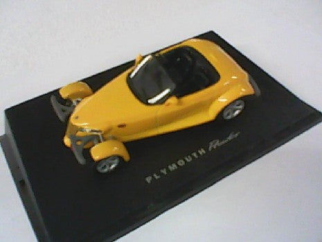 PLYMOUTH PROWLER 1/43 JAUNE