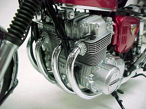HONDA CB750 1968 ROUGE METAL 1/6