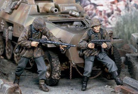 EN COUVERTURE 2 FIG      1/35