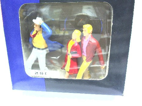 SET DE 3 PERSONNAGES  1/24
