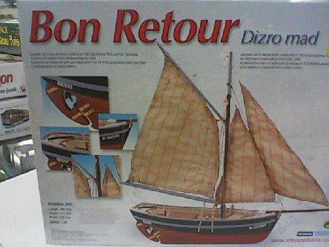 BON RETOUR DIZRO MAD EN BOIS + SOCLE 1/25