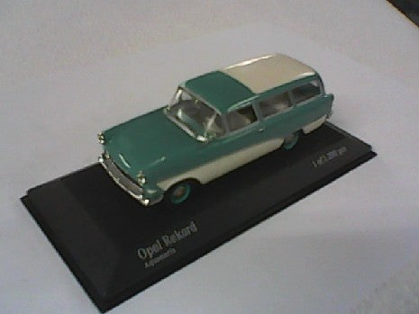 Miniature Opel P1 Limousine 1/43 - Minichamps