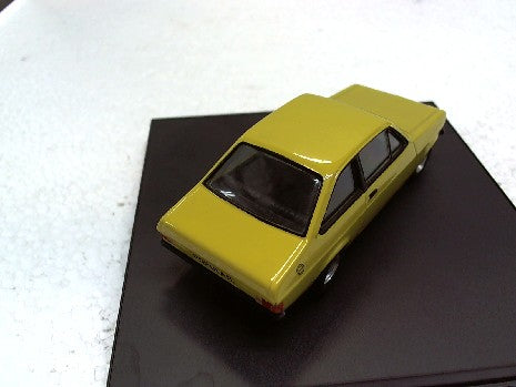 Maquette Ford Escort MK II Popular 1/24 - Trofeu