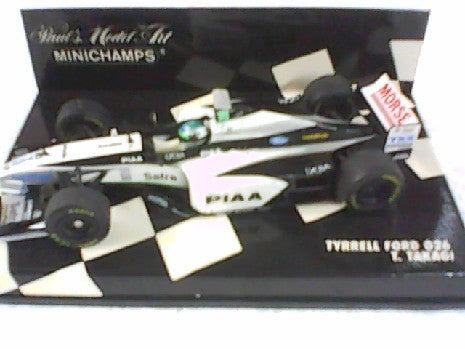 Miniature Tyrell Ford 1/43 - Modèle de Course de Collection