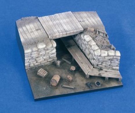 TRANCHEE FRONT EST       1/35